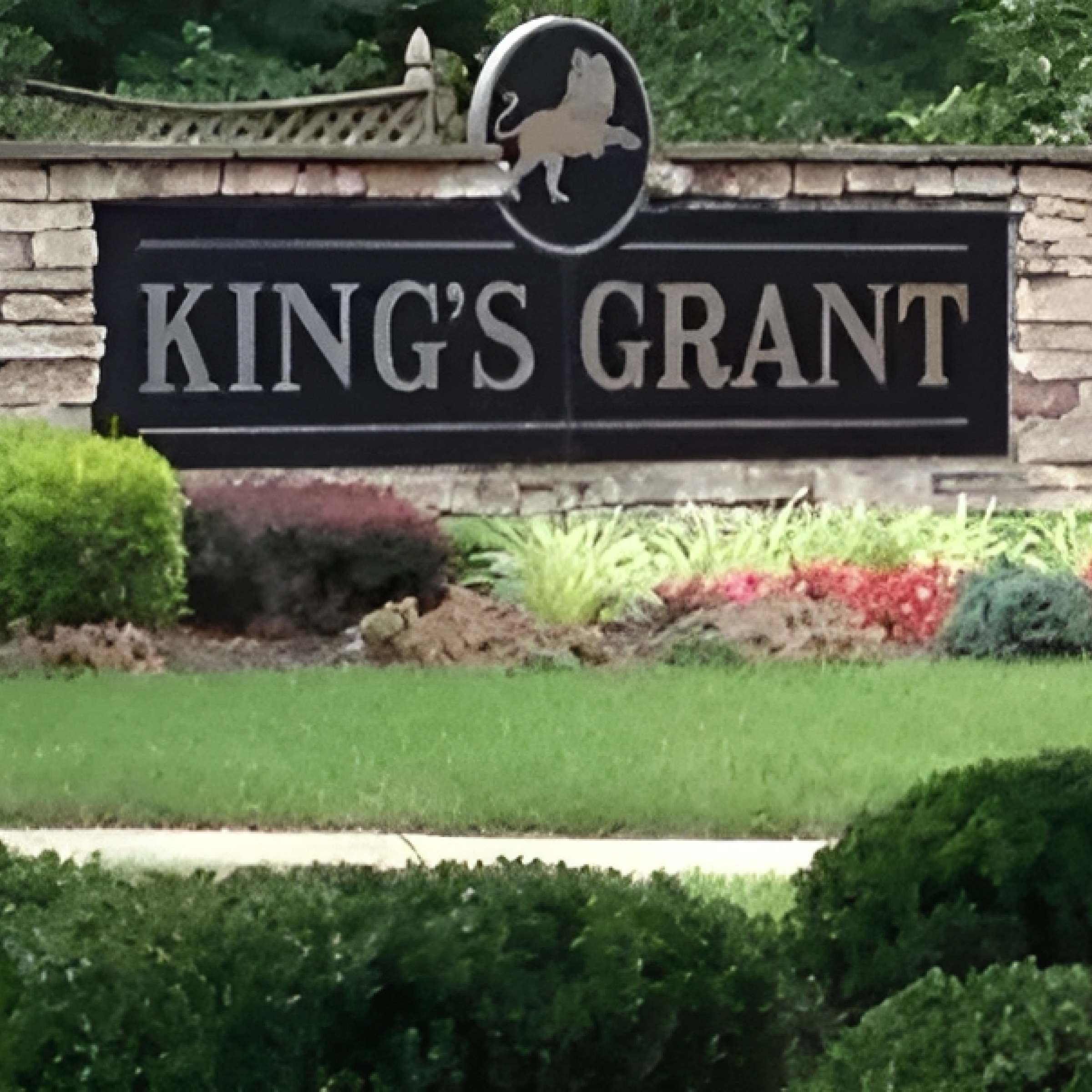 King's Grant entrance sign with landscaping.
